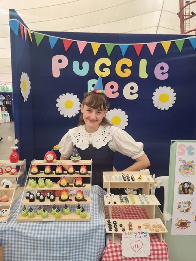 Artist image for puggle_bee